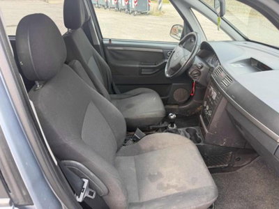 Opel Meriva 1.4 16V GPL-TECH Enjoy (5)