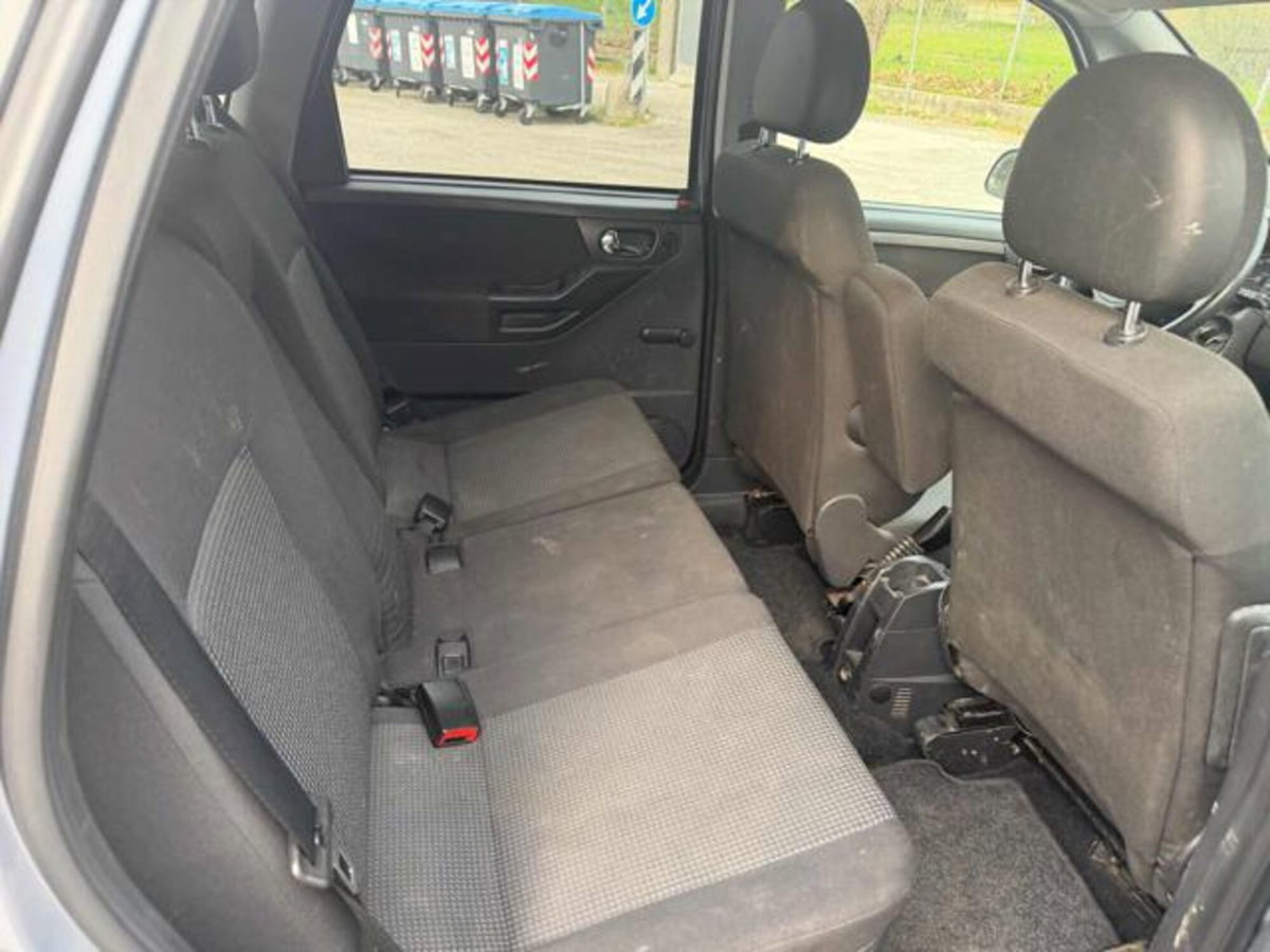 Opel Meriva 1.4 16V GPL-TECH Enjoy (6)