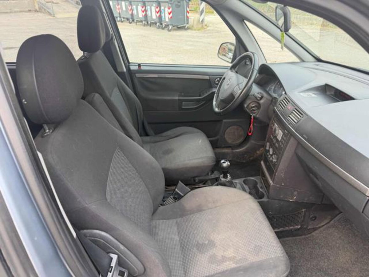 Opel Meriva 1.4 16V GPL-TECH Enjoy (7)