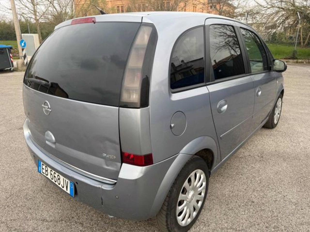 Opel Meriva 1.4 16V GPL-TECH Enjoy (8)