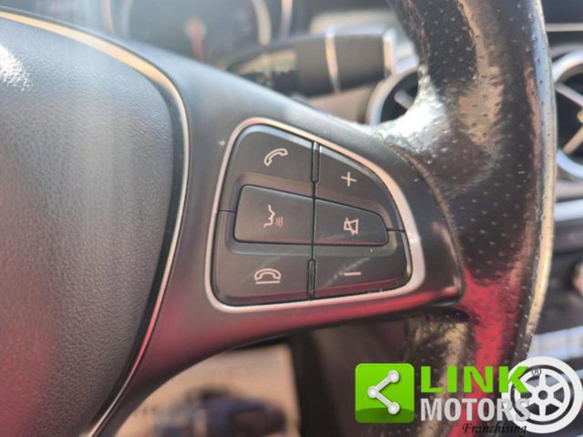Mercedes-Benz GLA SUV 200 d Automatic Sport (11)