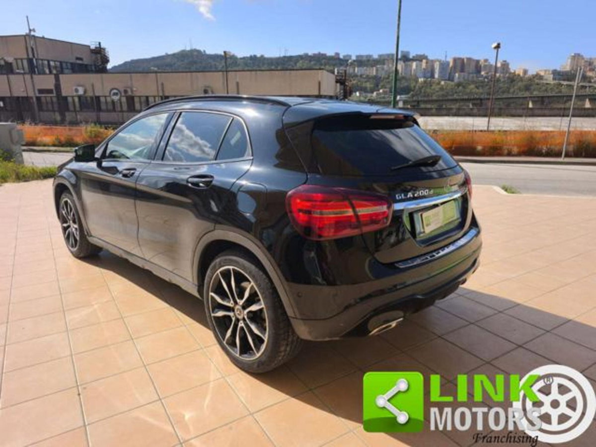 Mercedes-Benz GLA SUV 200 d Automatic Sport (2)