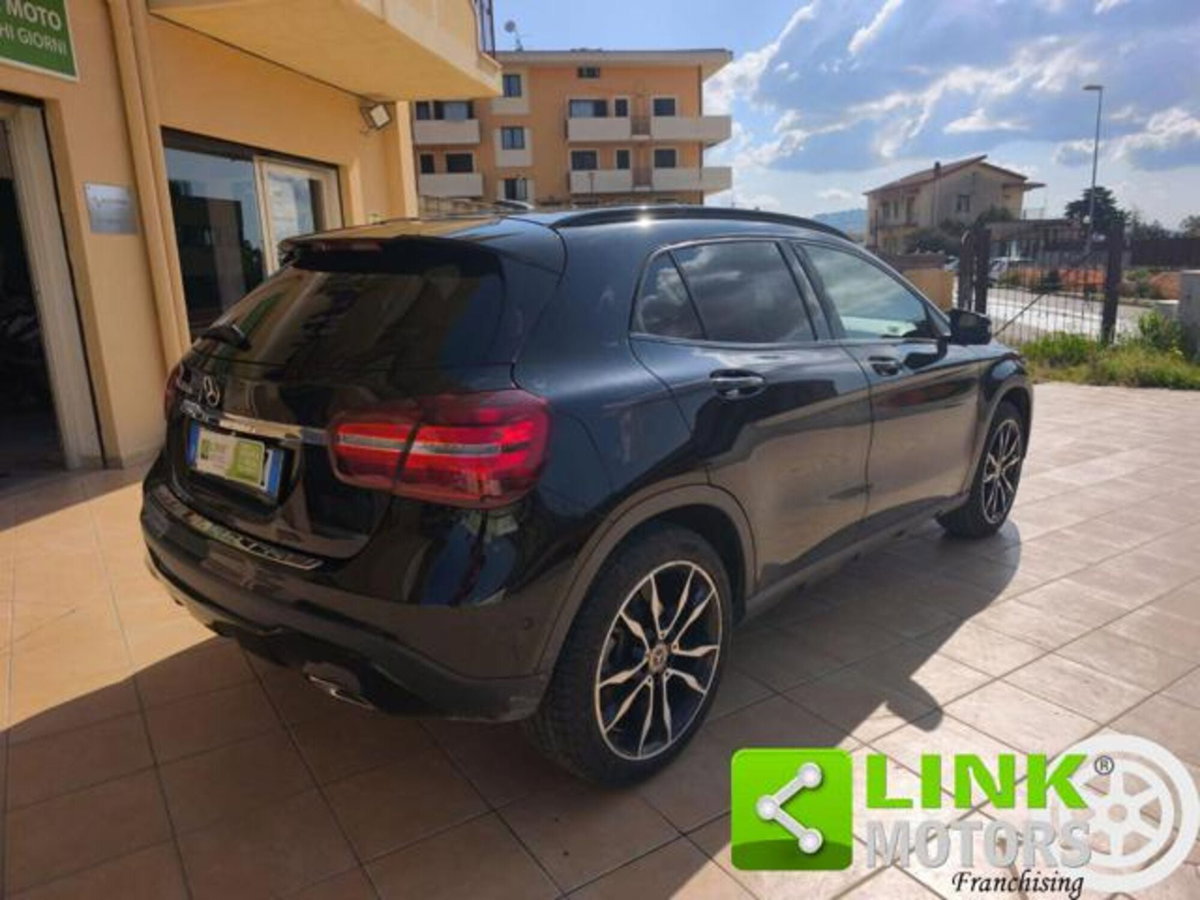 Mercedes-Benz GLA SUV 200 d Automatic Sport (3)