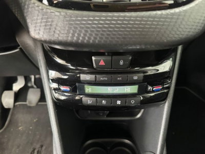 Peugeot 208 Turbo 110 S&S 5 porte Allure (15)