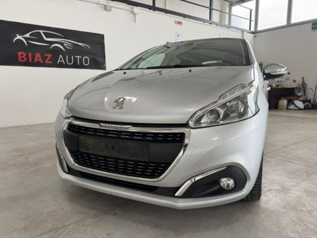 Peugeot 208 Turbo 110 S&S 5 porte Allure (8)