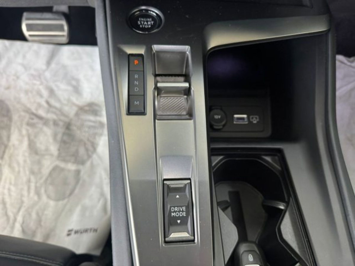 Peugeot 308 SW 1.5 bluehdi GT s&s 130cv eat8 (17)