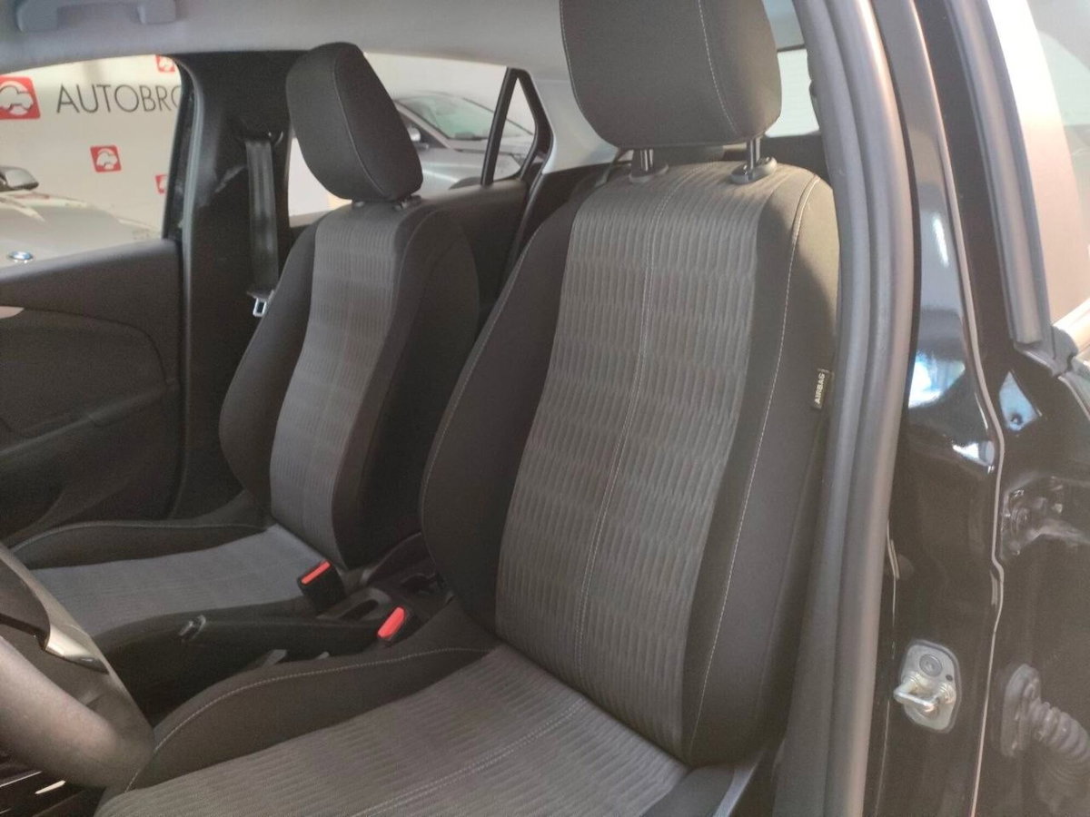 Opel Corsa 1.2 Edition (7)