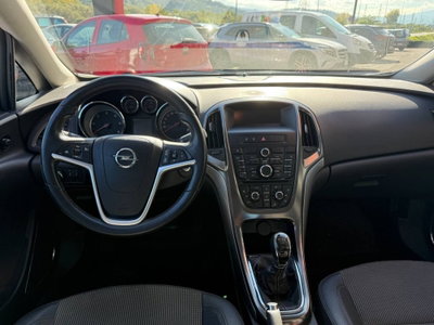 Opel Astra 1.7 CDTI 110CV 5 porte Cosmo (8)