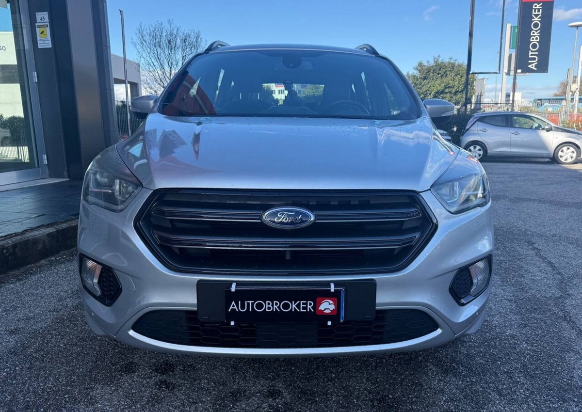 Ford Kuga 2.0 TDCI 120 CV S&S 2WD Powershift ST-Line (2)