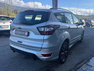 Ford Kuga 2.0 TDCI 120 CV S&S 2WD Powershift ST-Line (4)