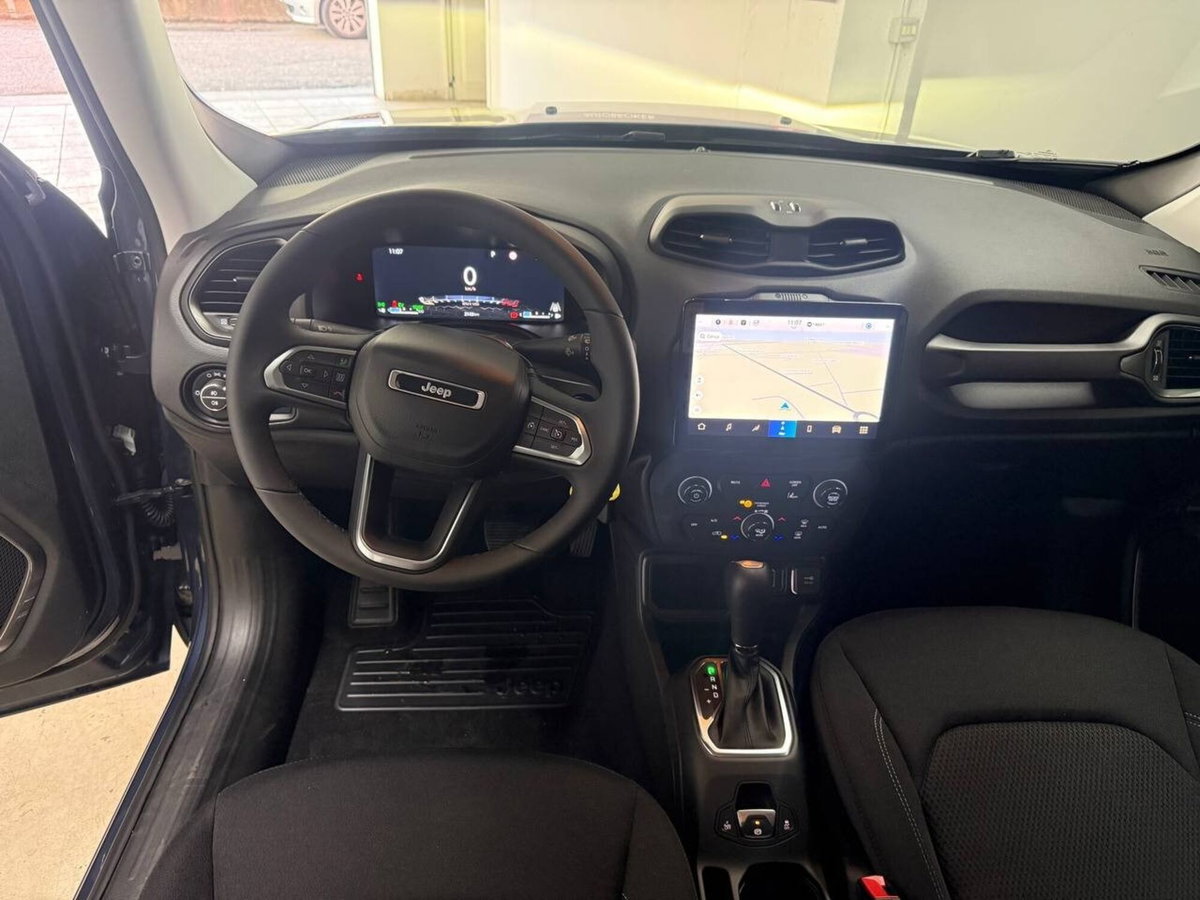 Jeep Renegade 1.5 turbo t4 mhev Altitude 2wd dct (8)