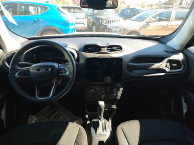Jeep Renegade 1.5 turbo t4 mhev Altitude 2wd dct (8)