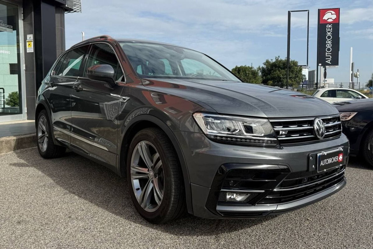 Volkswagen Tiguan 1.6 TDI SCR Sport BlueMotion Technology (3)