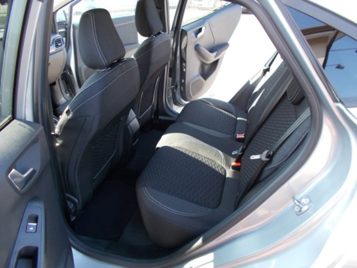 Ford Puma 1.0 EcoBoost Hybrid 125 CV S&S aut. Titanium Design (13)