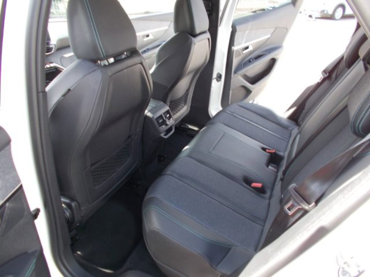 Peugeot 3008 Hybrid 225 e-EAT8 Allure Pack (12)