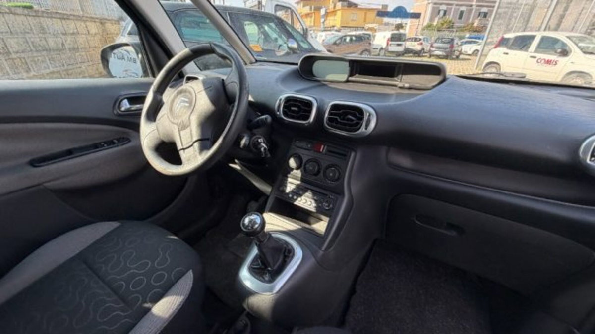 Citroen C3 Picasso 1.6 HDi 90 airdream Exclusive Style (5)