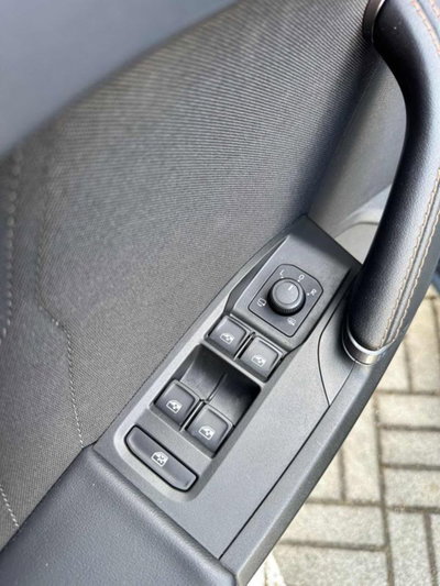 Cupra Leon Leon 2.0 tdi 150cv dsg (6)