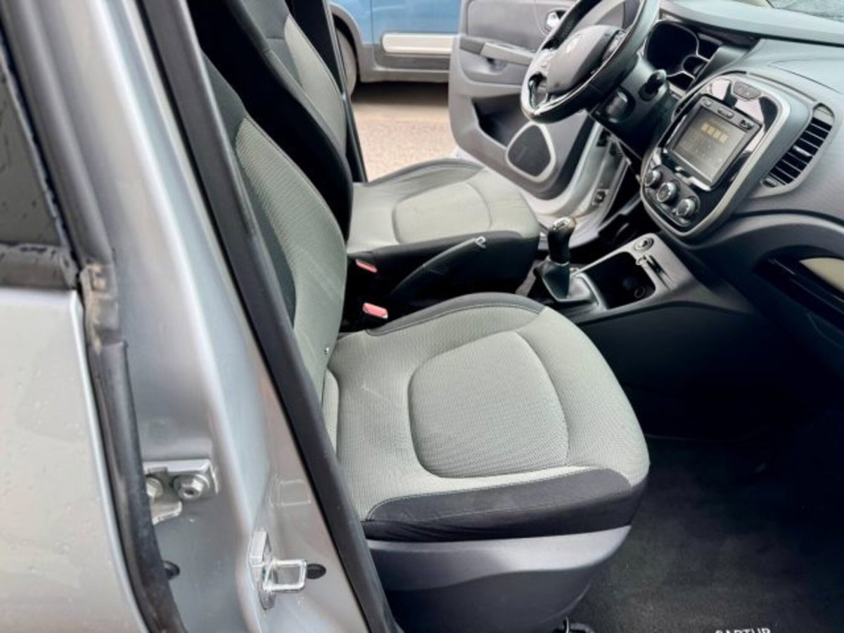 Renault Captur 0.9 TCe 12V 90 CV Start&Stop Life (10)