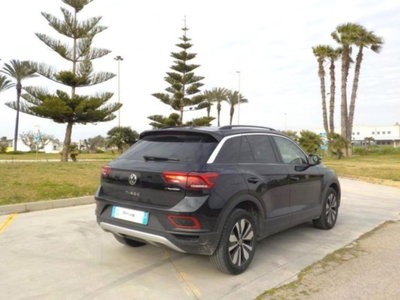 Volkswagen T-Roc 2.0 tdi Edition 115cv (5)