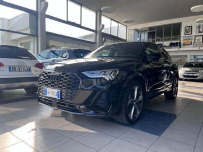 Audi Q3 Sportback 40 2.0 tdi Identity Black quattro 193cv s-tronic (4)