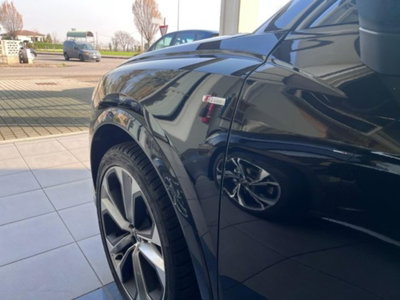 Audi Q3 Sportback 40 2.0 tdi Identity Black quattro 193cv s-tronic (5)