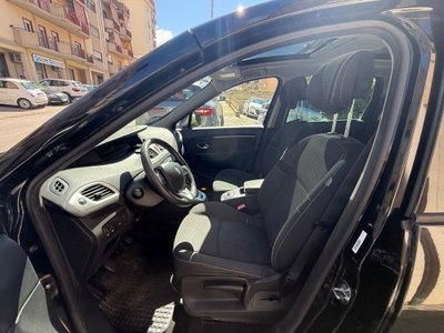 Renault Scenic E-Tech Electric 1.5 dCi 110CV Dynamique (4)