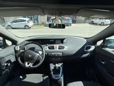 Renault Scenic E-Tech Electric 1.5 dCi 110CV Dynamique (5)