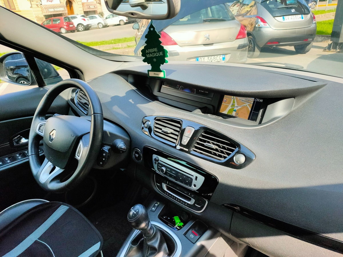Renault Scenic E-Tech Electric XMod 1.5 dCi 110CV EDC Live (20)