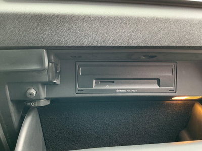 Skoda Karoq 1.6 TDI SCR SportLine (17)