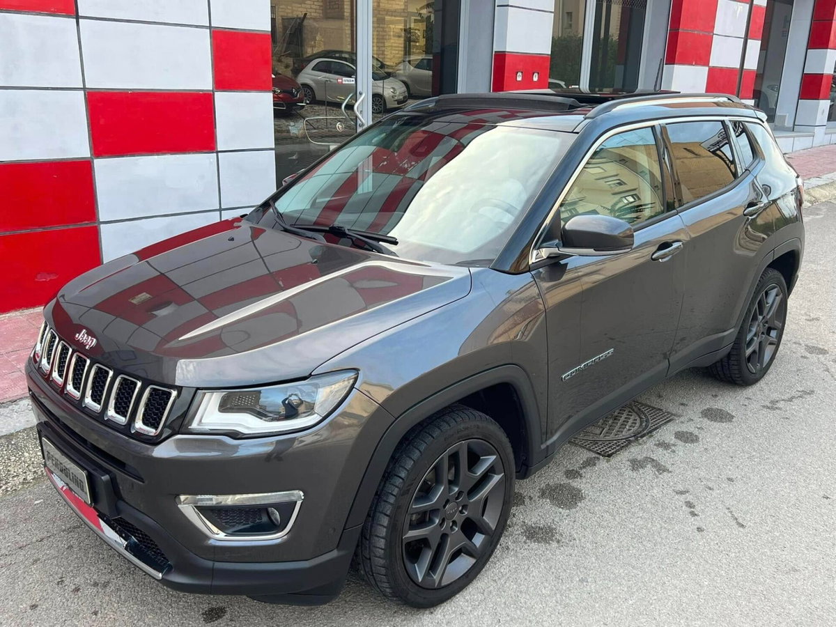 Jeep Compass 1.6 Multijet II 2WD Limited (9)