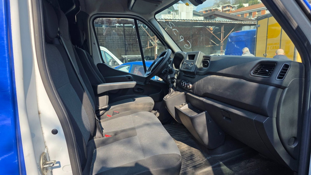 Renault Master Furgone T35 2.3 dCi 150 PC-TM Furgone Energy Ice (8)
