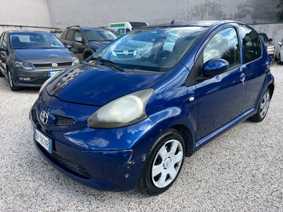 Toyota Aygo 1.0 12V VVT-i 5 porte Griffe usata