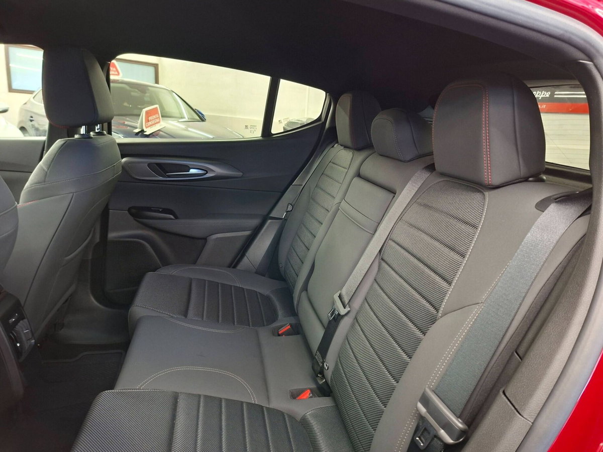 Alfa Romeo Tonale 1.6 Sprint 130cv tct6 (9)