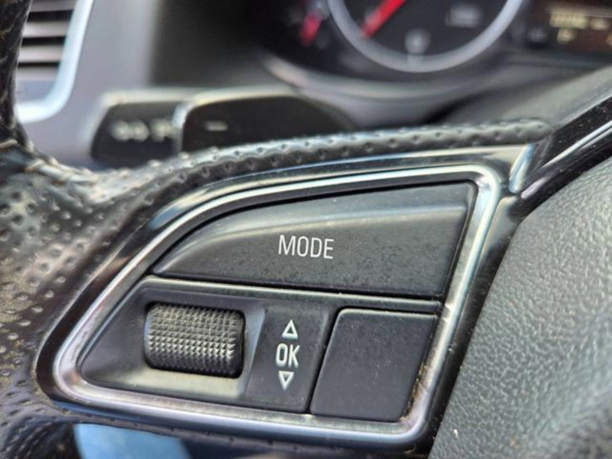 Audi Q5 2.0 TDI 177CV quattro S tronic (10)
