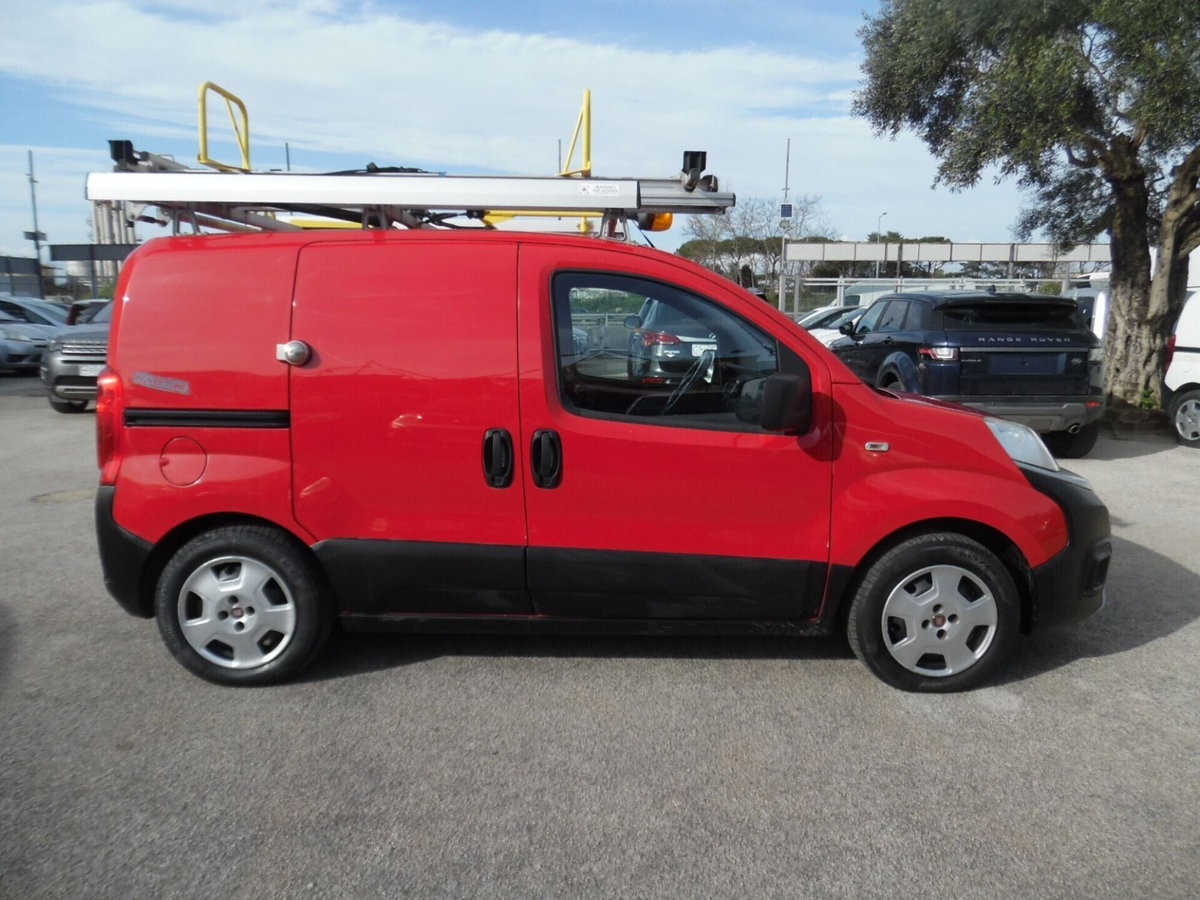 Fiat Fiorino Furgone cargo 1.3 mjt 95cv Adventure (11)