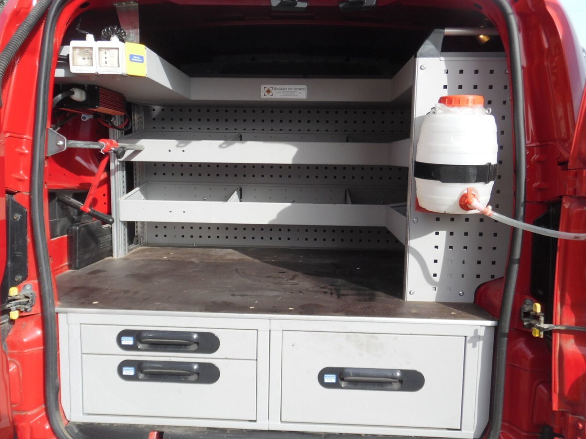 Fiat Fiorino Furgone cargo 1.3 mjt 95cv Adventure (7)