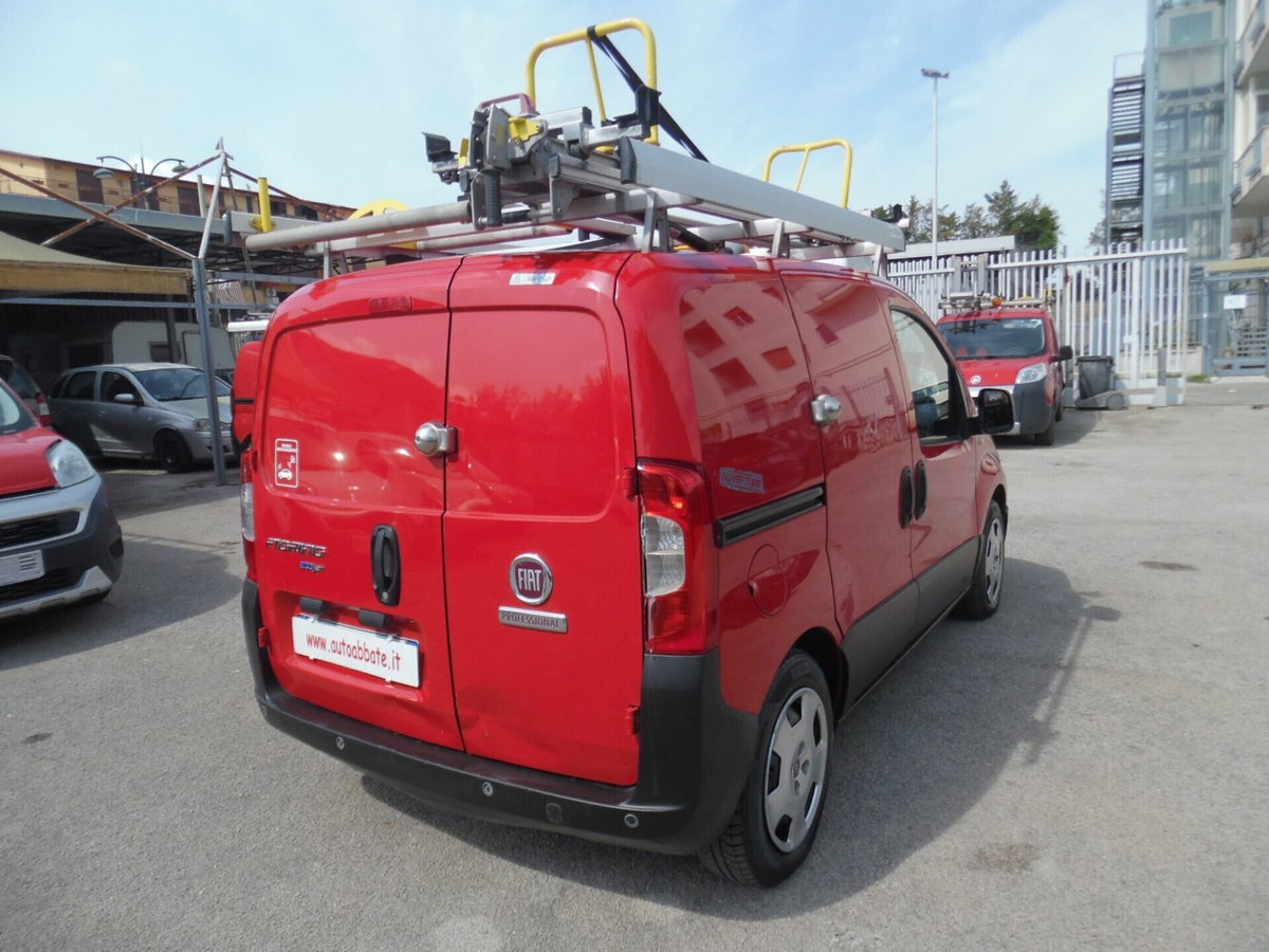 Fiat Fiorino Furgone cargo 1.3 mjt 95cv Adventure (7)