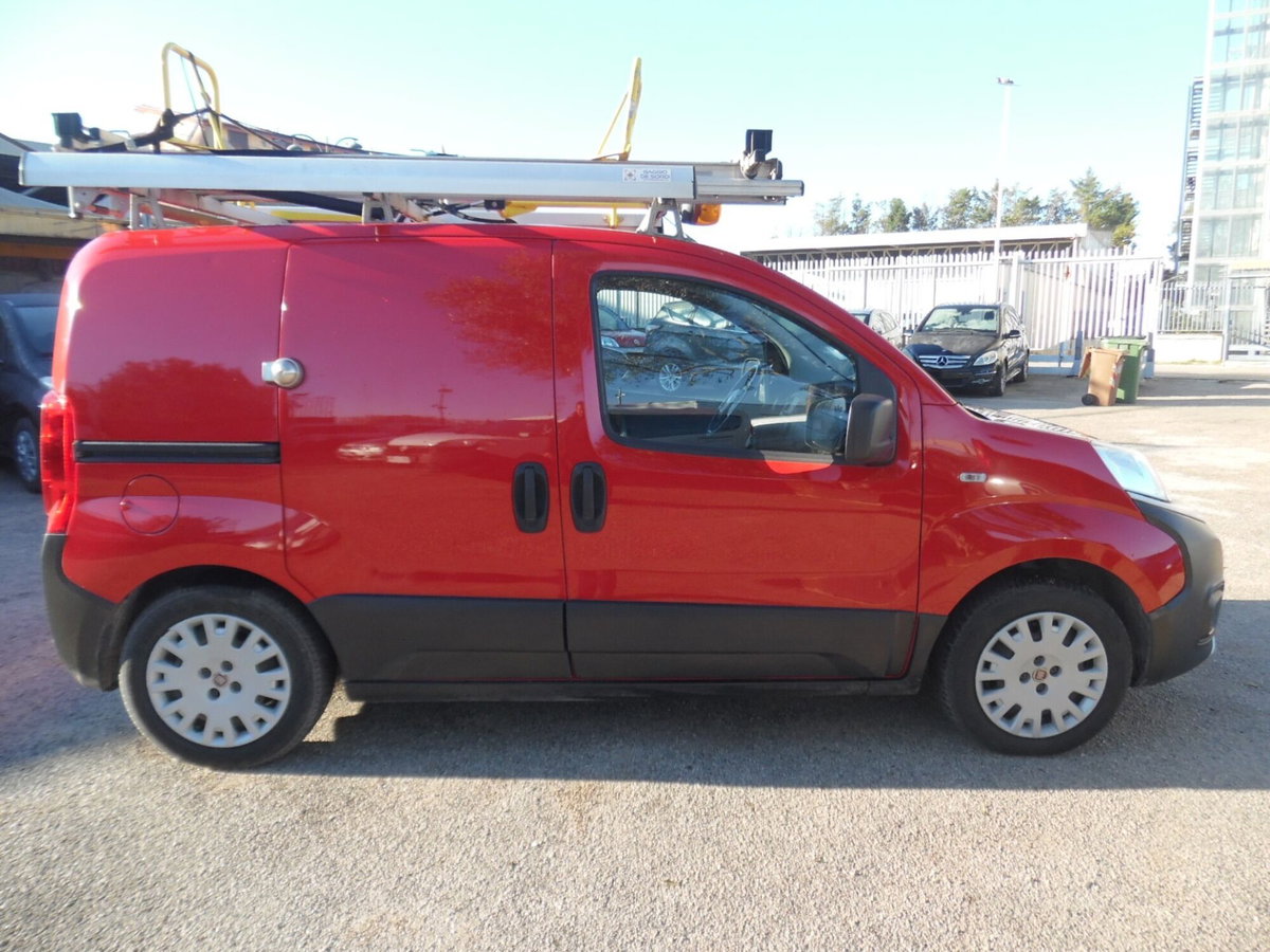 Fiat Fiorino Furgone cargo 1.3 mjt 95cv Adventure (11)