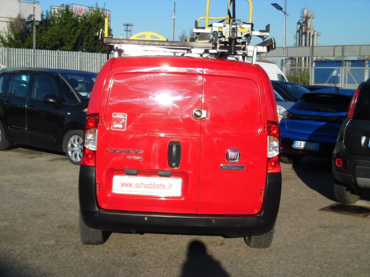 Fiat Fiorino Furgone cargo 1.3 mjt 95cv Adventure (6)