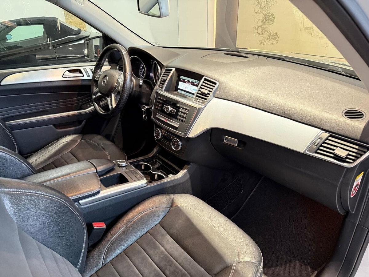 Mercedes-Benz Classe ML 250 BlueTEC 4Matic Sport (12)