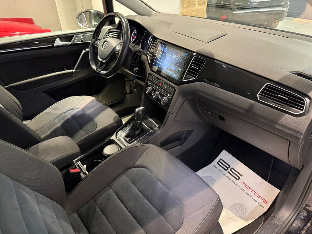 Volkswagen Golf 1.6 TDI 110 CV DSG 5p. Highline BlueMotion Technology (12)