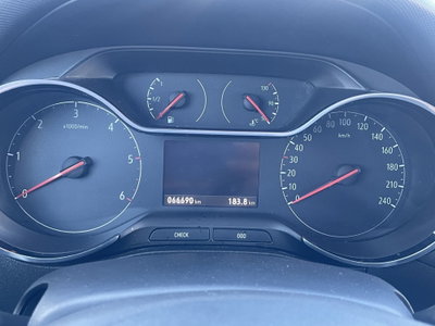 Opel Crossland X 1.5 ECOTEC D 102 CV Start&Stop Innovation (12)