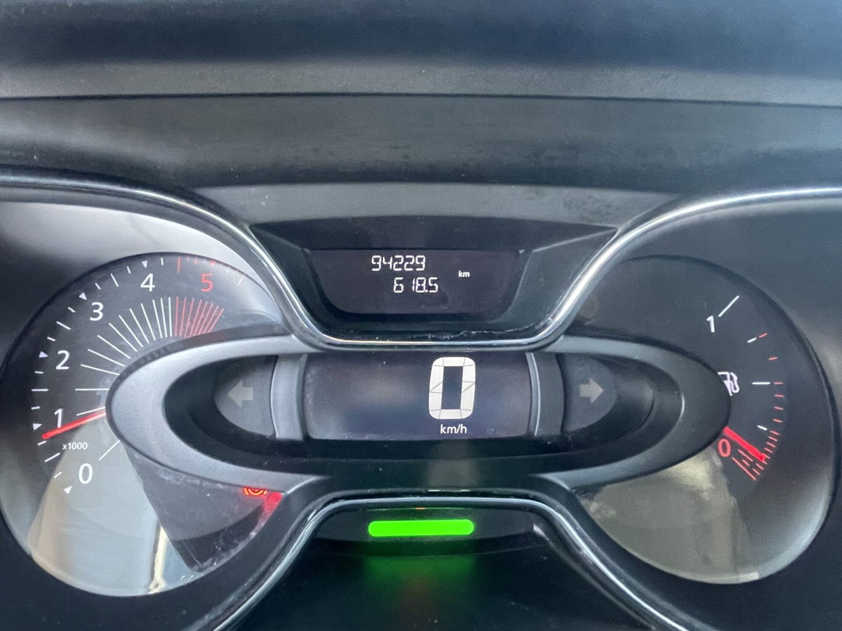 Renault Captur dCi 8V 90 CV Start&Stop Energy Intens (11)