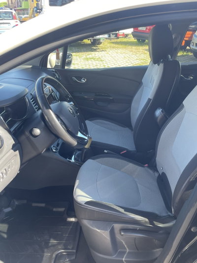 Renault Captur dCi 8V 90 CV Start&Stop Energy Intens (9)