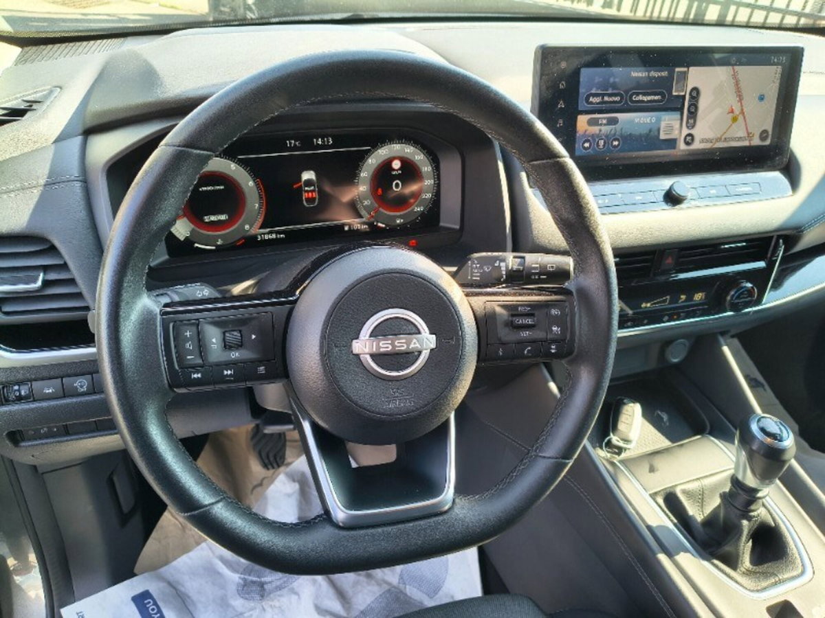 Nissan Qashqai 1.3 mhev N-Connecta 2wd 140cv (12)