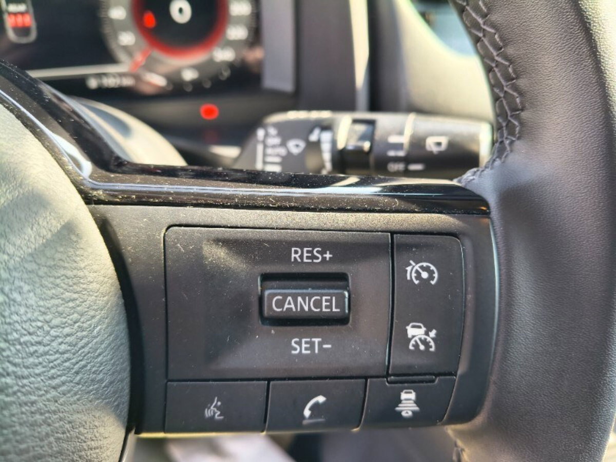 Nissan Qashqai 1.3 mhev N-Connecta 2wd 140cv (16)
