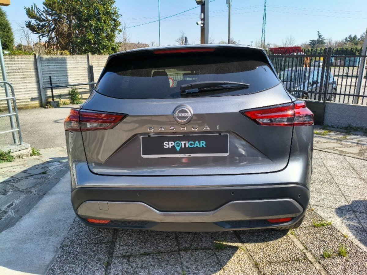 Nissan Qashqai 1.3 mhev N-Connecta 2wd 140cv (5)