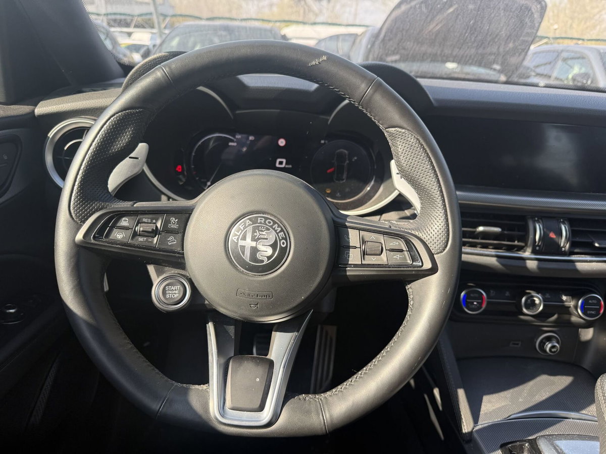 Alfa Romeo Stelvio 2.0 t Sprint Q4 280cv auto (10)