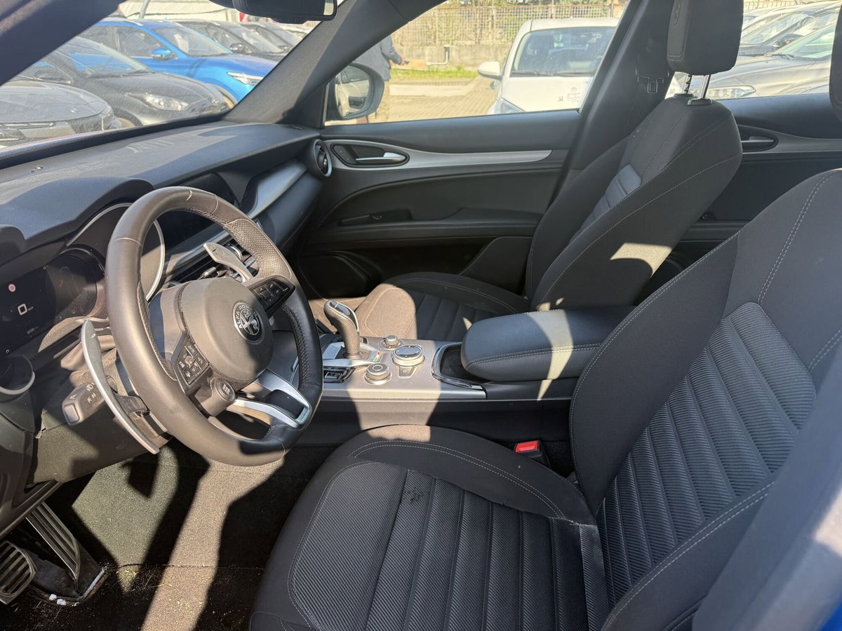 Alfa Romeo Stelvio 2.0 t Sprint Q4 280cv auto (7)