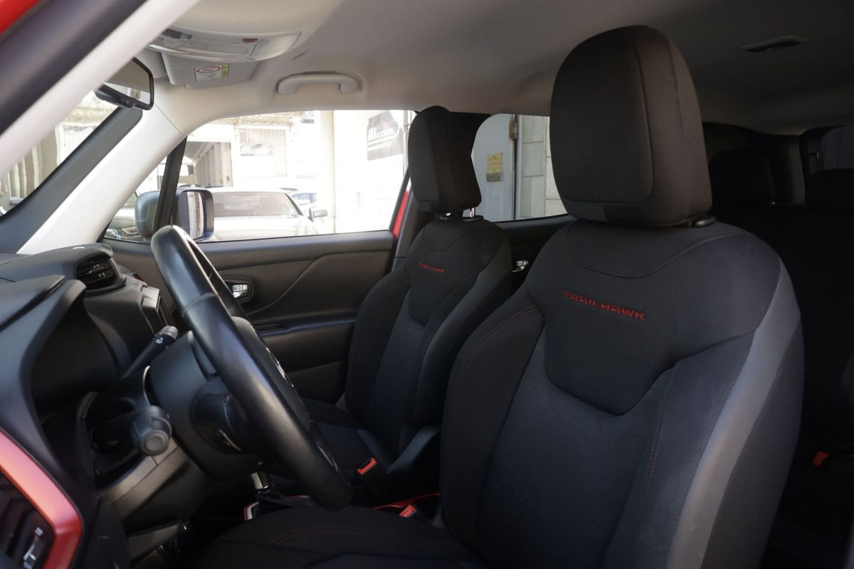 Jeep Renegade 2.0 Mjt 170CV 4WD Active Drive Low Trailhawk (17)